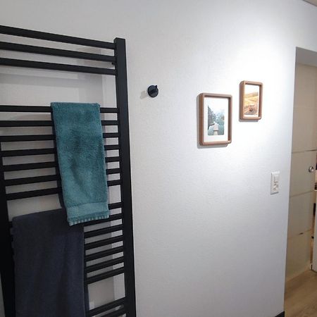 Kleine Auszeit - 2-Zimmer Ferienwohnung Spiez Ngoại thất bức ảnh
