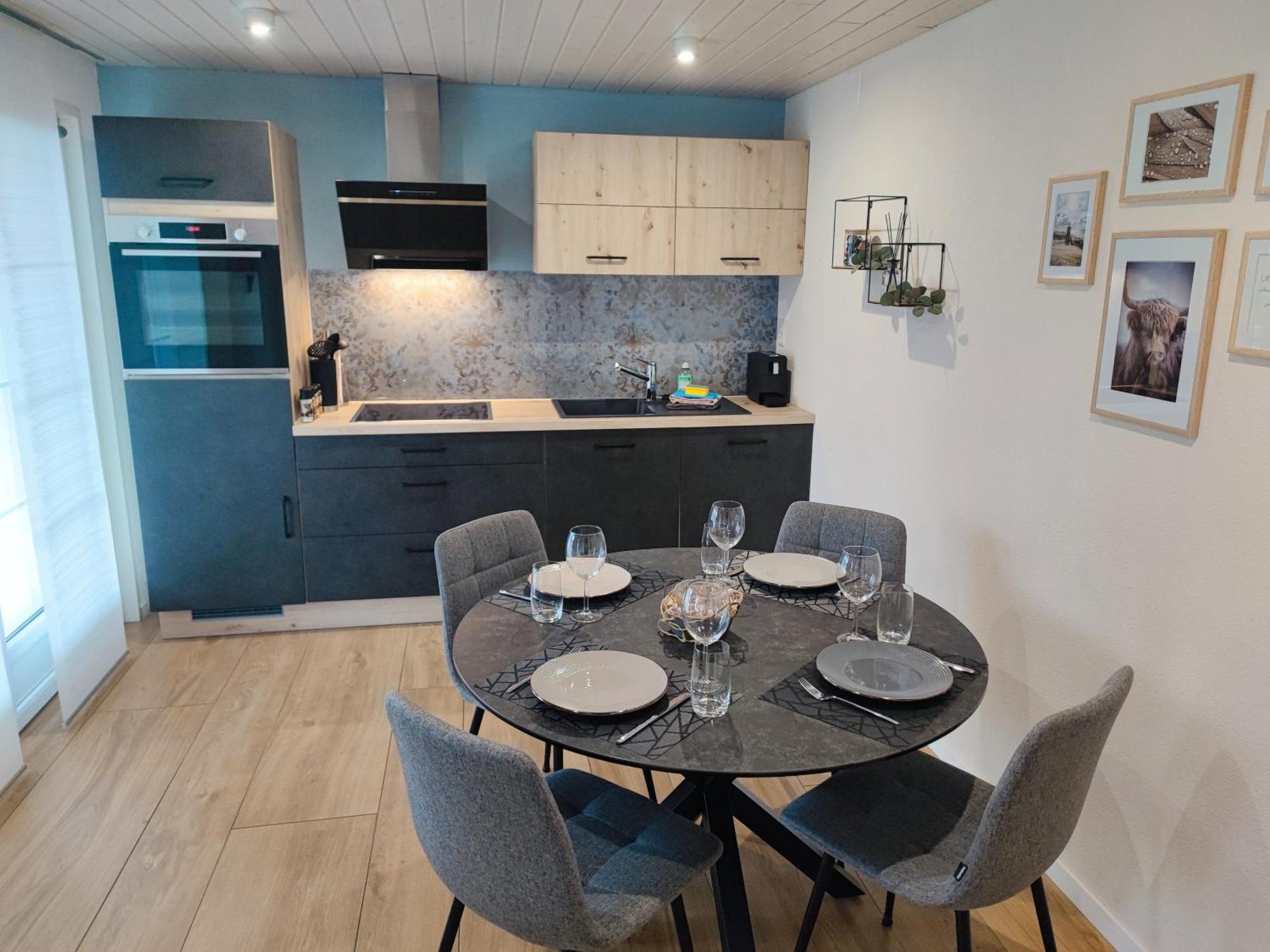 Kleine Auszeit - 2-Zimmer Ferienwohnung Spiez Ngoại thất bức ảnh